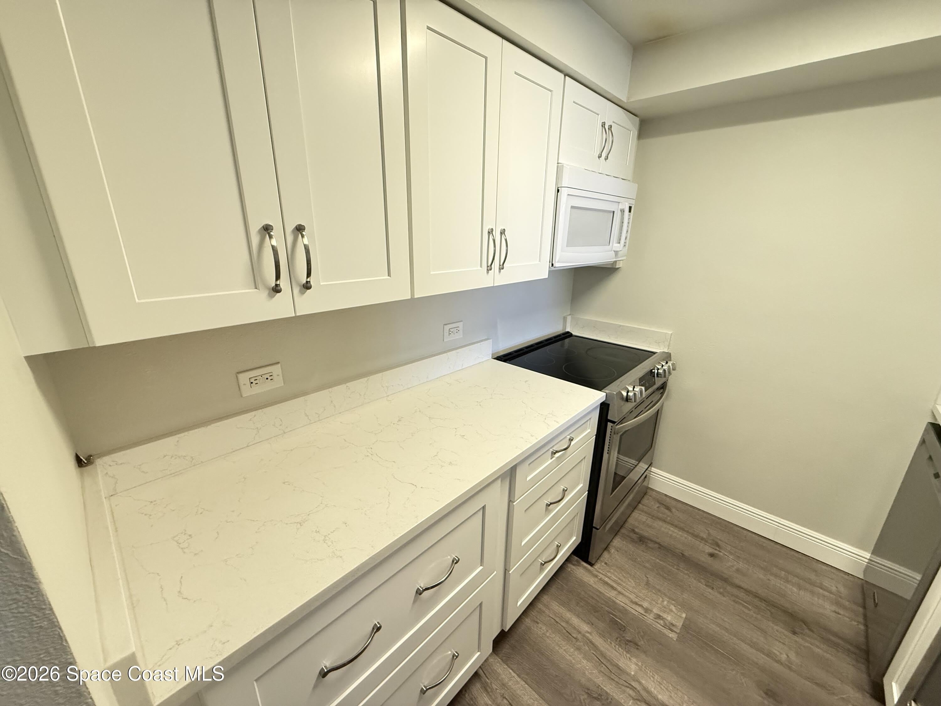 7101 Ridgewood Avenue – photo 5