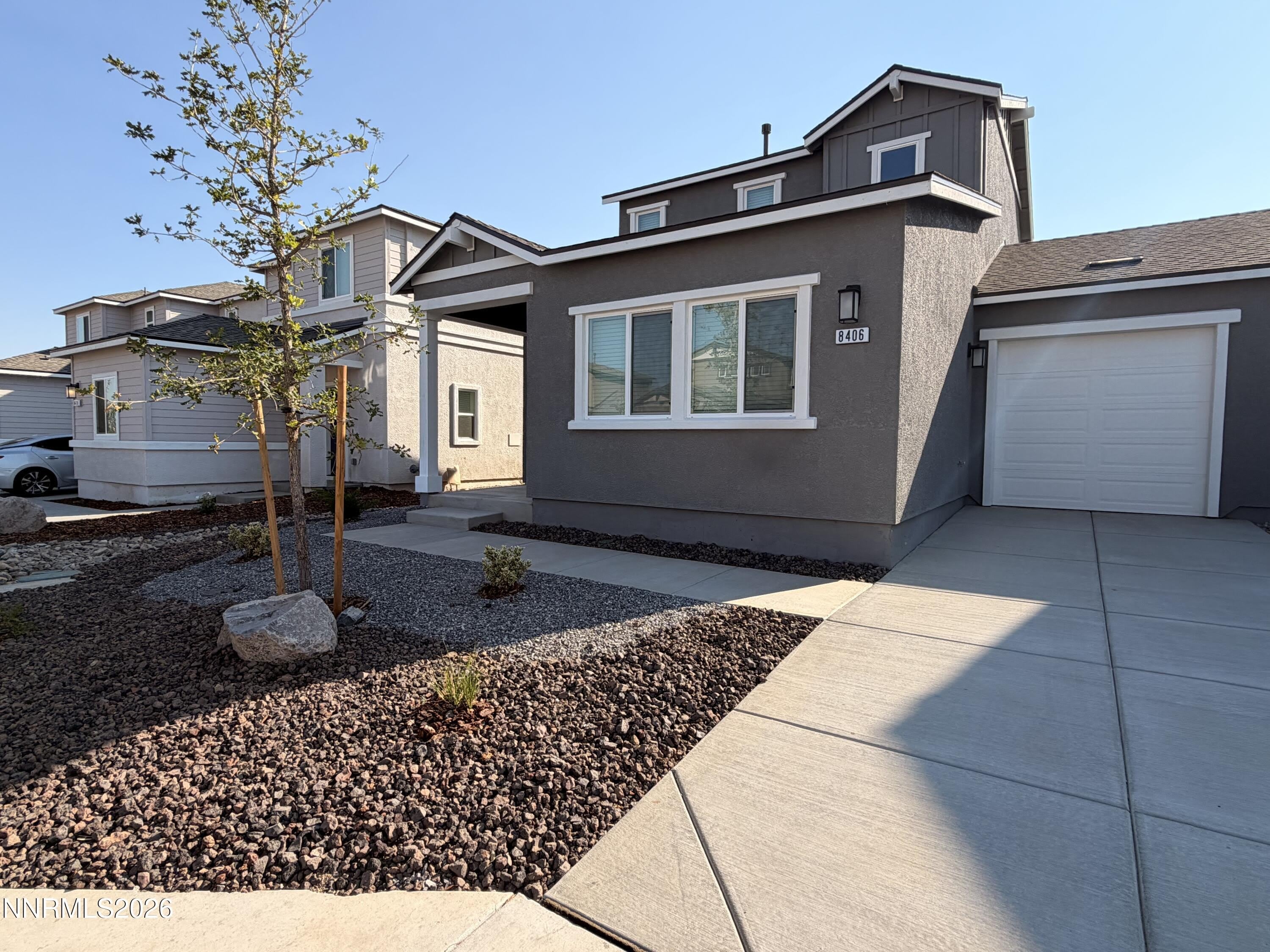 8406 Vermilion Drive – photo 2