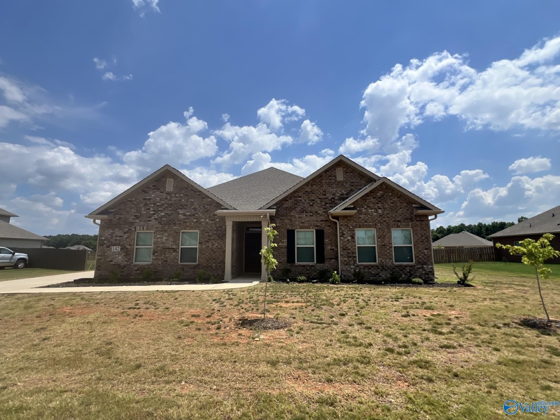 142 Tango Drive – photo 1
