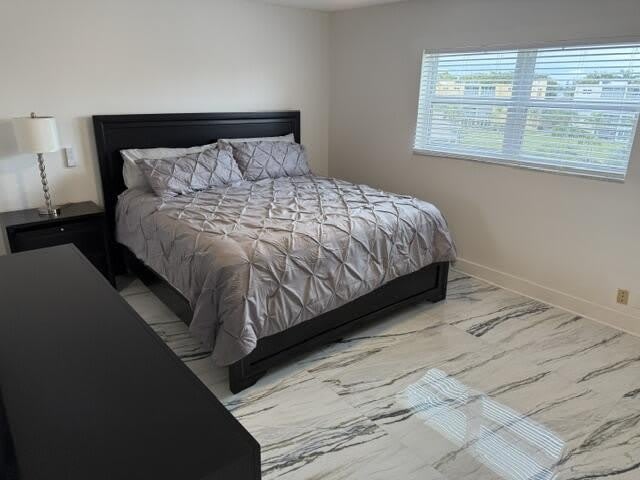 205 SE 11th Terrace 405 – photo 5