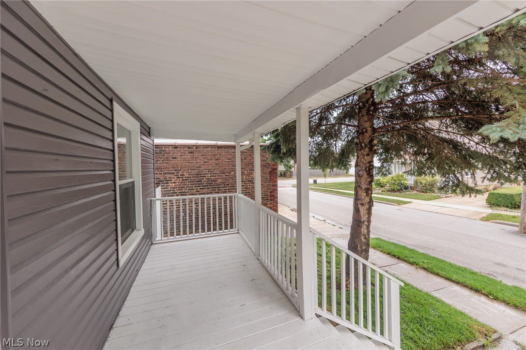 1558 Winchester Avenue – photo 5