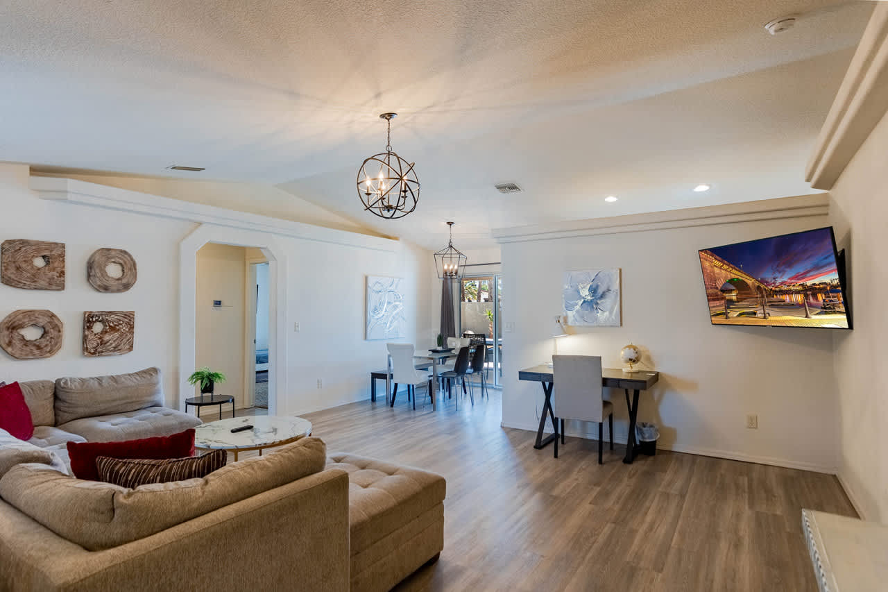 3280 Rocking Horse Dr – photo 2