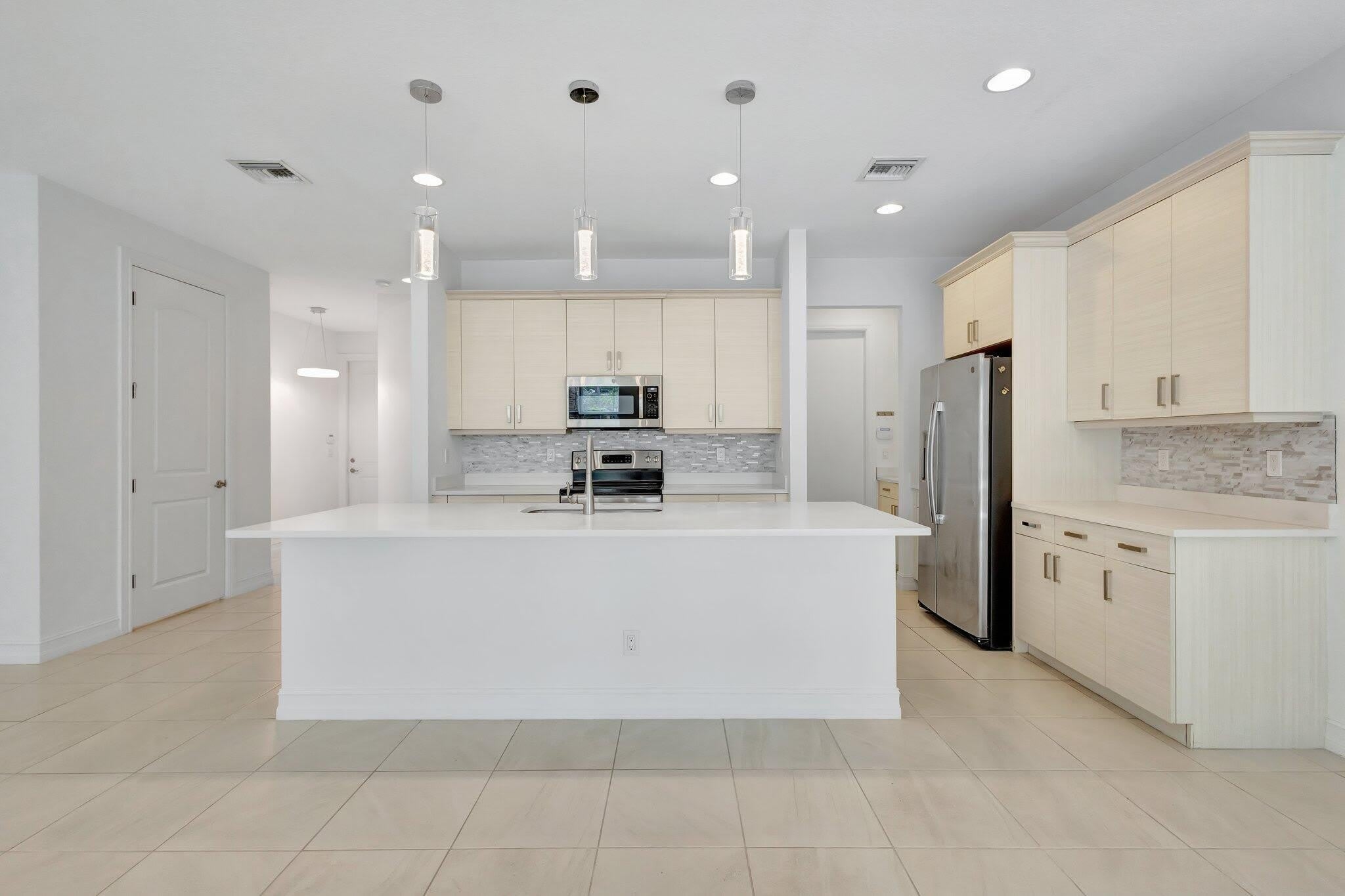 91 Palm Lane – photo 1