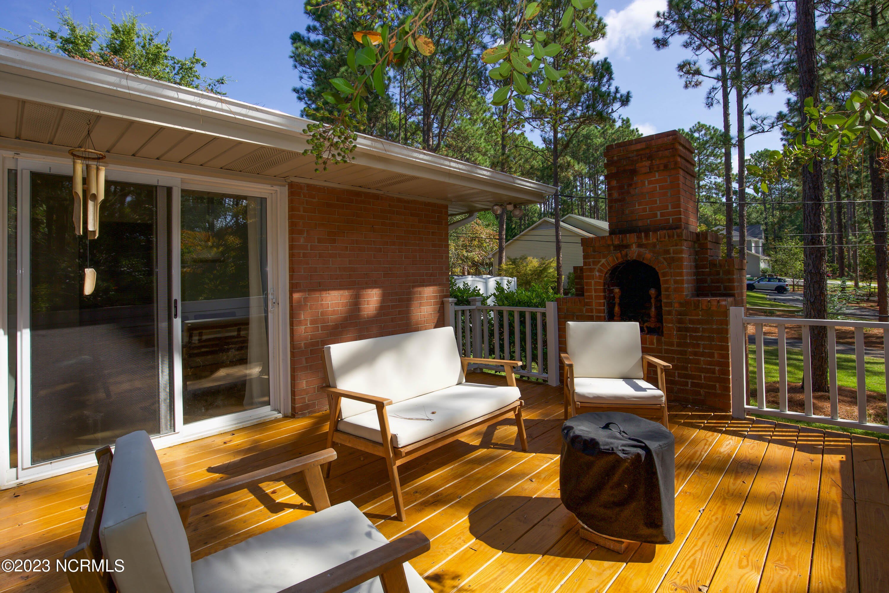 1000 Robinwood Road – photo 5