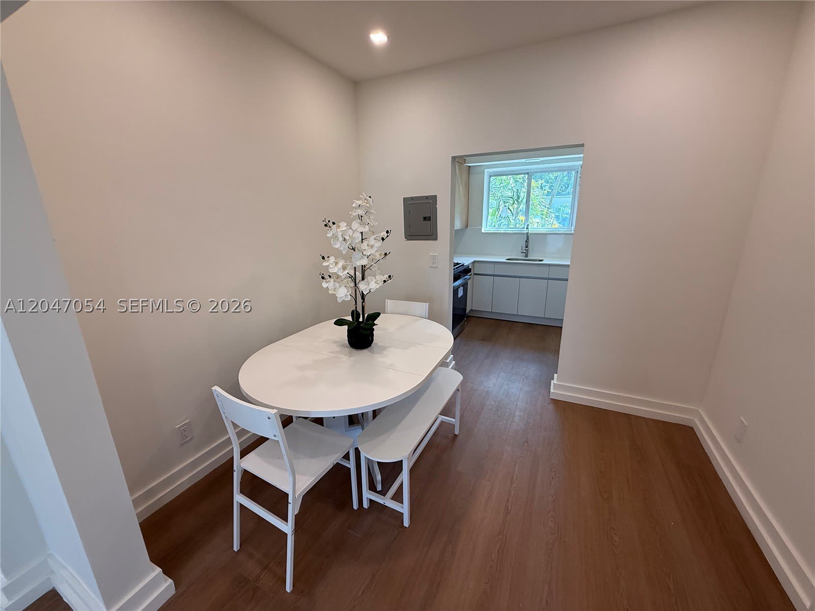 1535 West Ave – photo 5