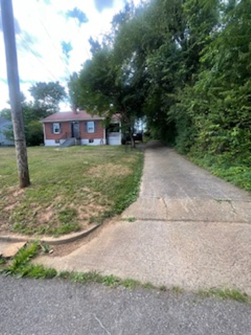 Cheery 3 Bedroom Home in a Convenient Lynchburg Location – photo 5