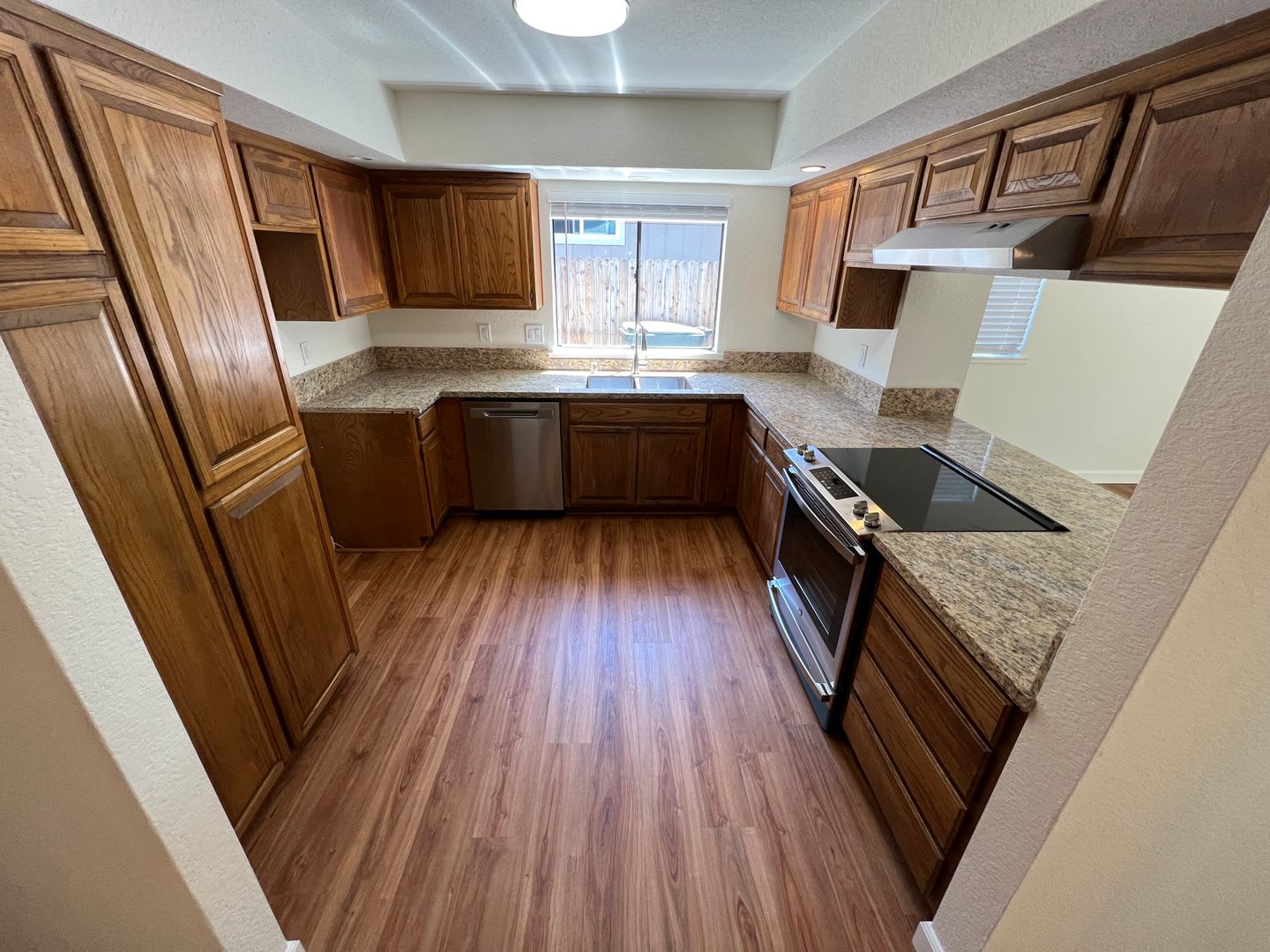 Remodeled Orangevale home on cul-de-sac. – photo 5