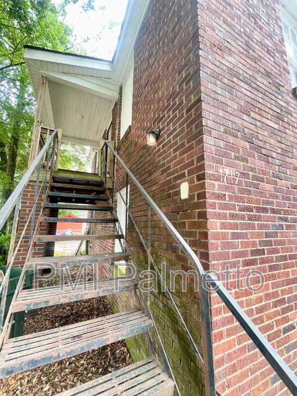 1717 Burnham St – photo 4