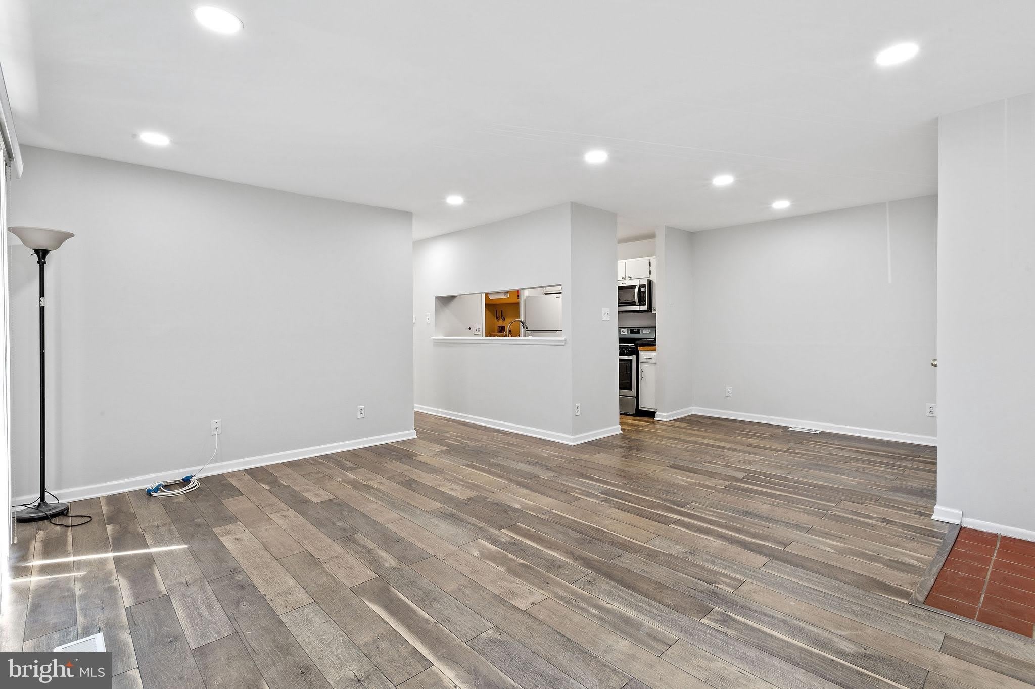 1505 WOODHOLLOW Drive – photo 3