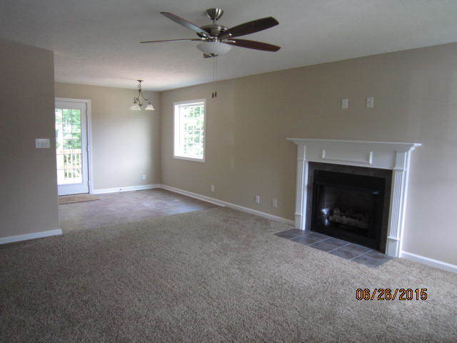 3 Bedroom 2 1/2 Bath Home For Rent Near Trenton Road! – photo 3