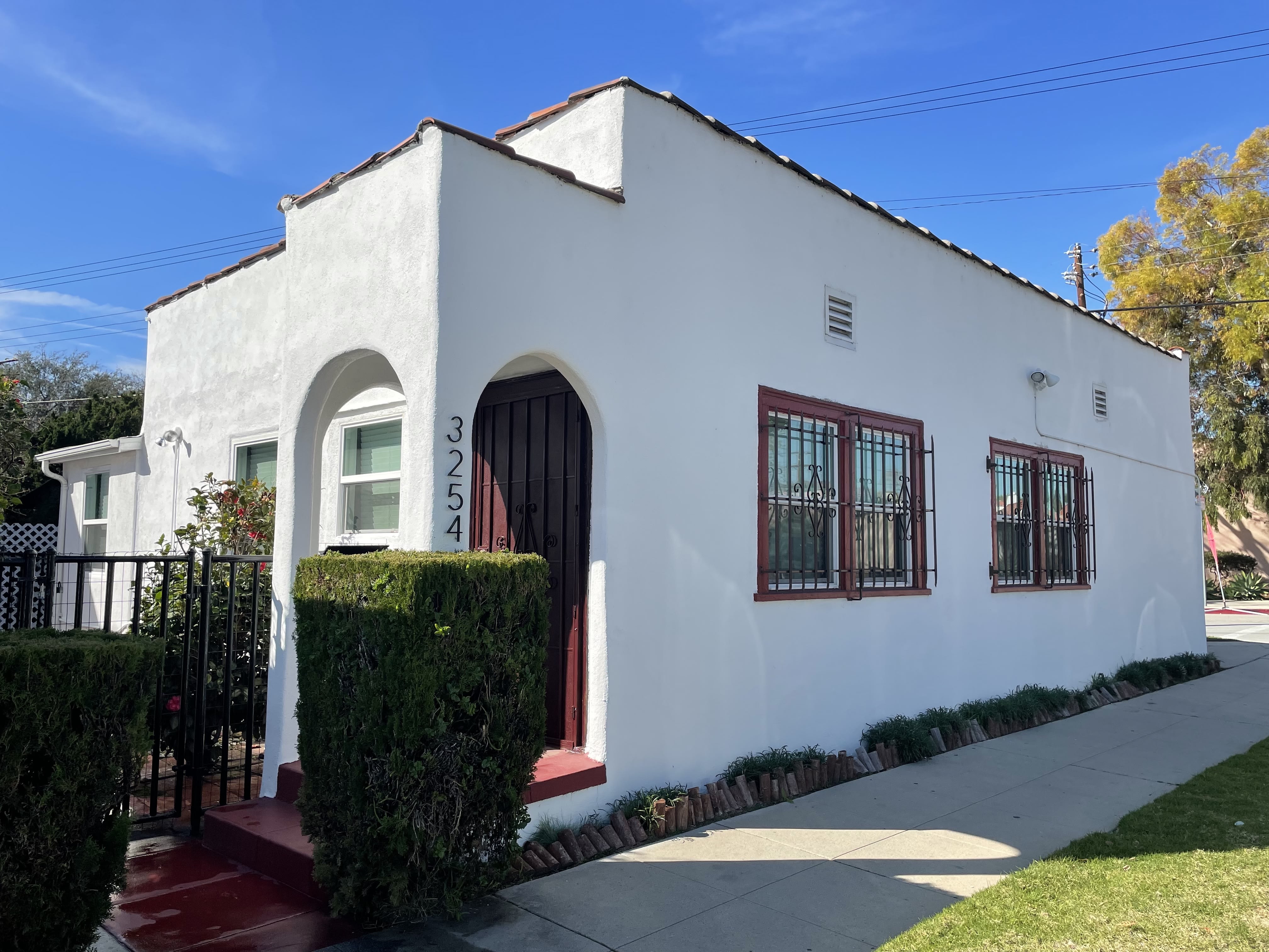 3254 Perlita Avenue – photo 1