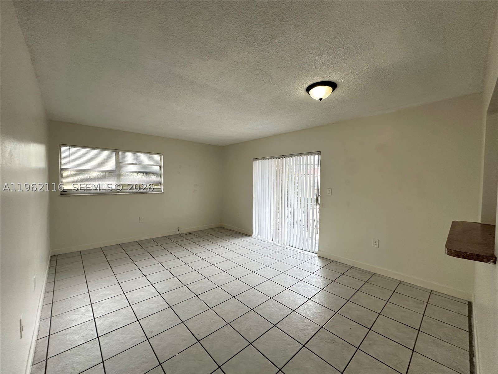 1008 NW 45th Ave – photo 4