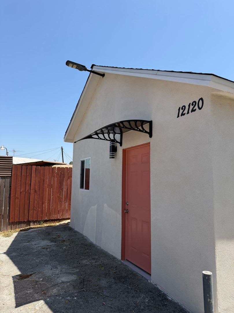 Newly Built 1 Bedroom Bungalow In El Monte – photo 1