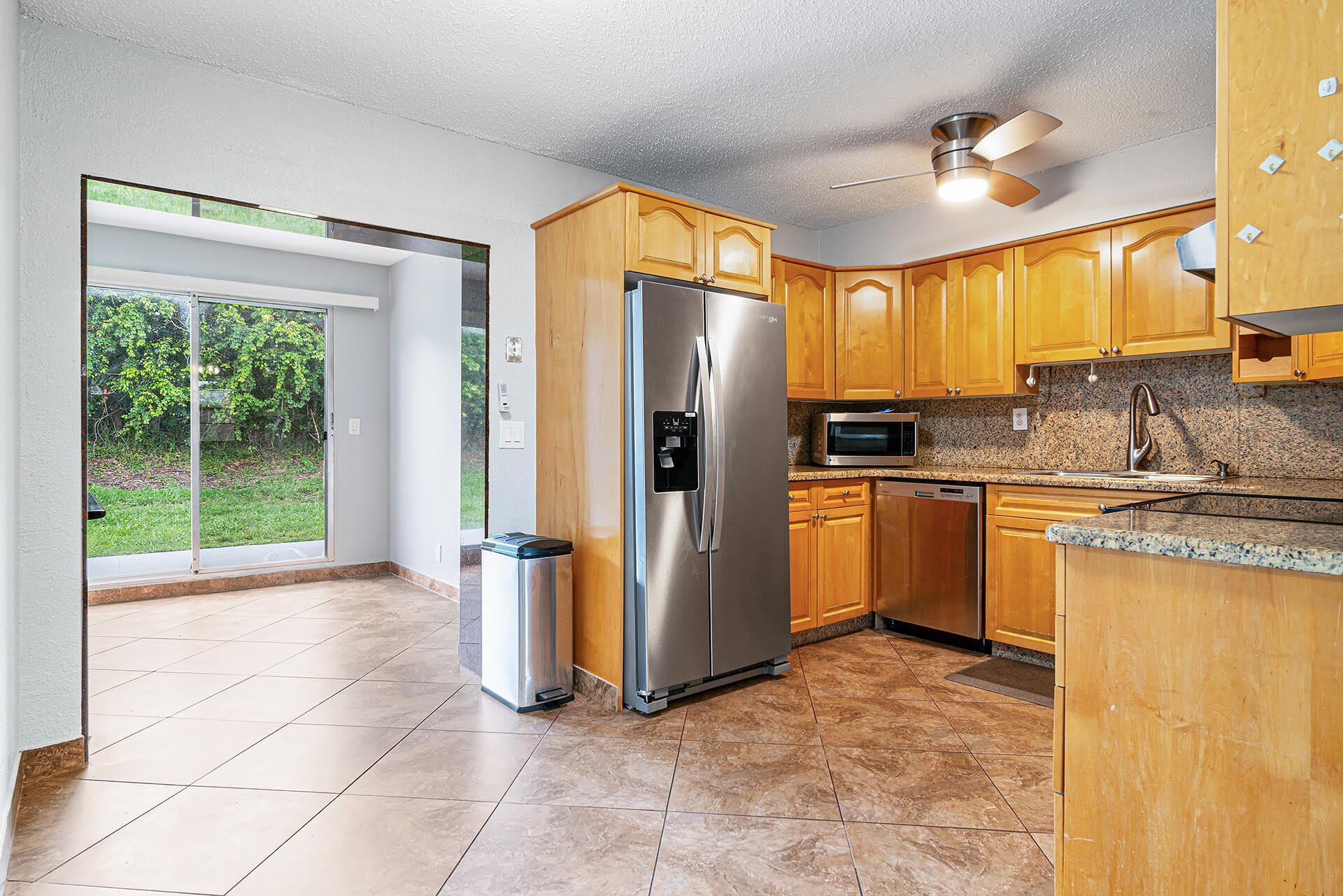 2722 Peer Lane – photo 2