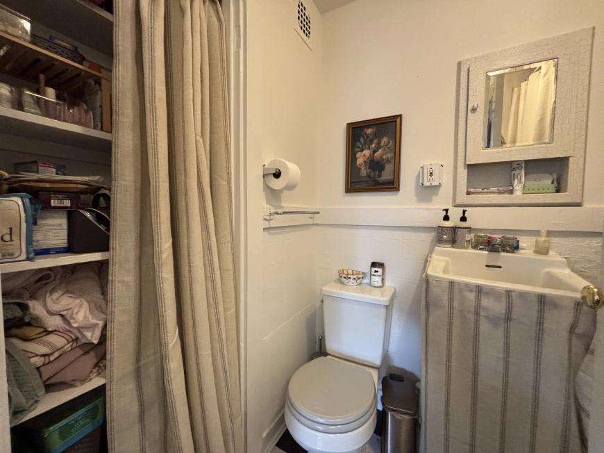 98 Charles St. – photo 3