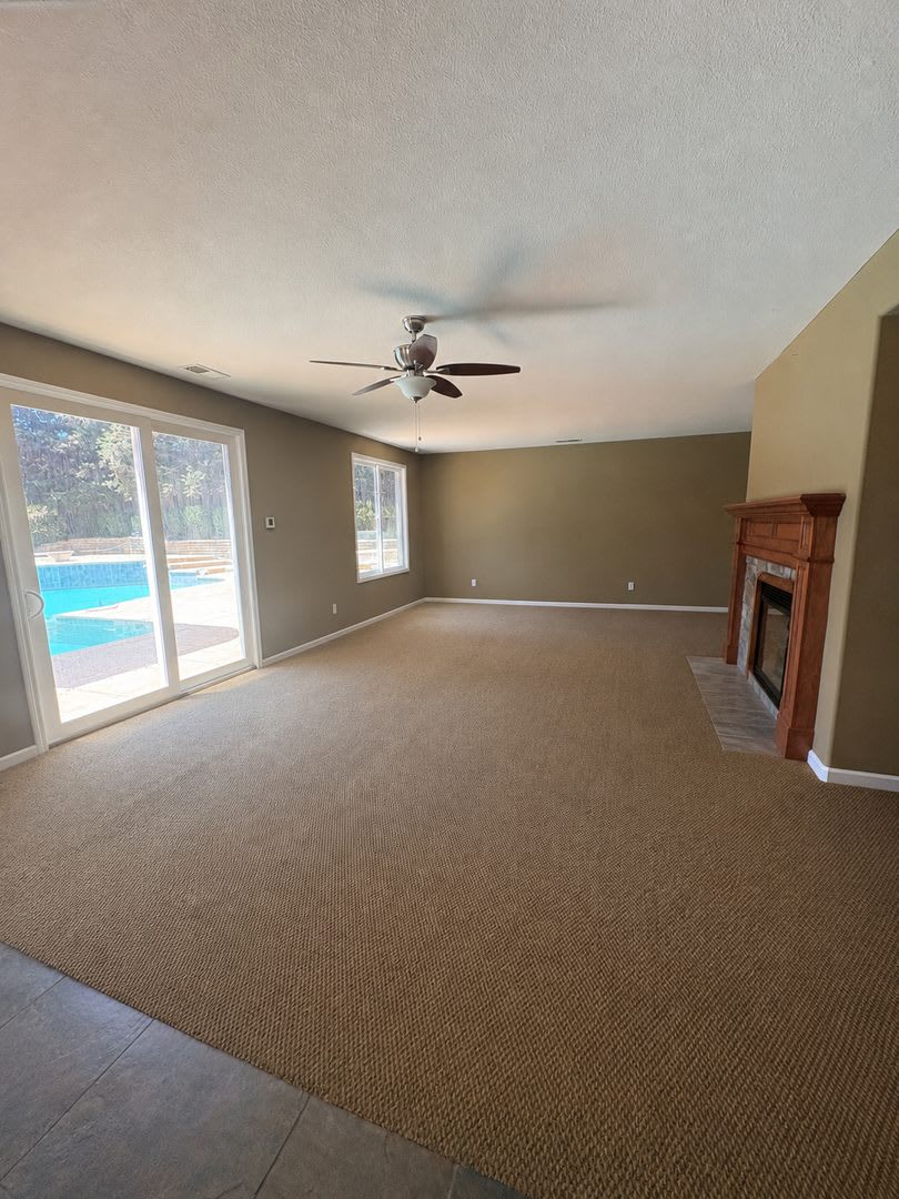 3,800 sq foot Home in Diablo Grande with Private Pool & Spa – photo 4