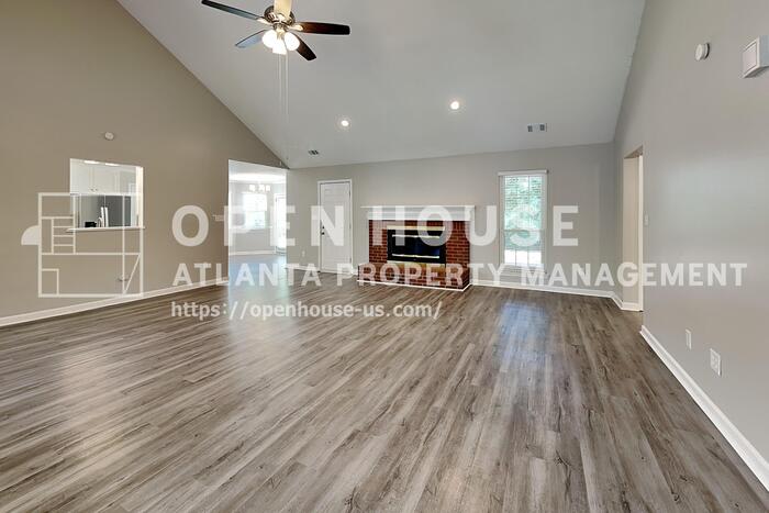 2630 Amber Creek Drive – photo 3