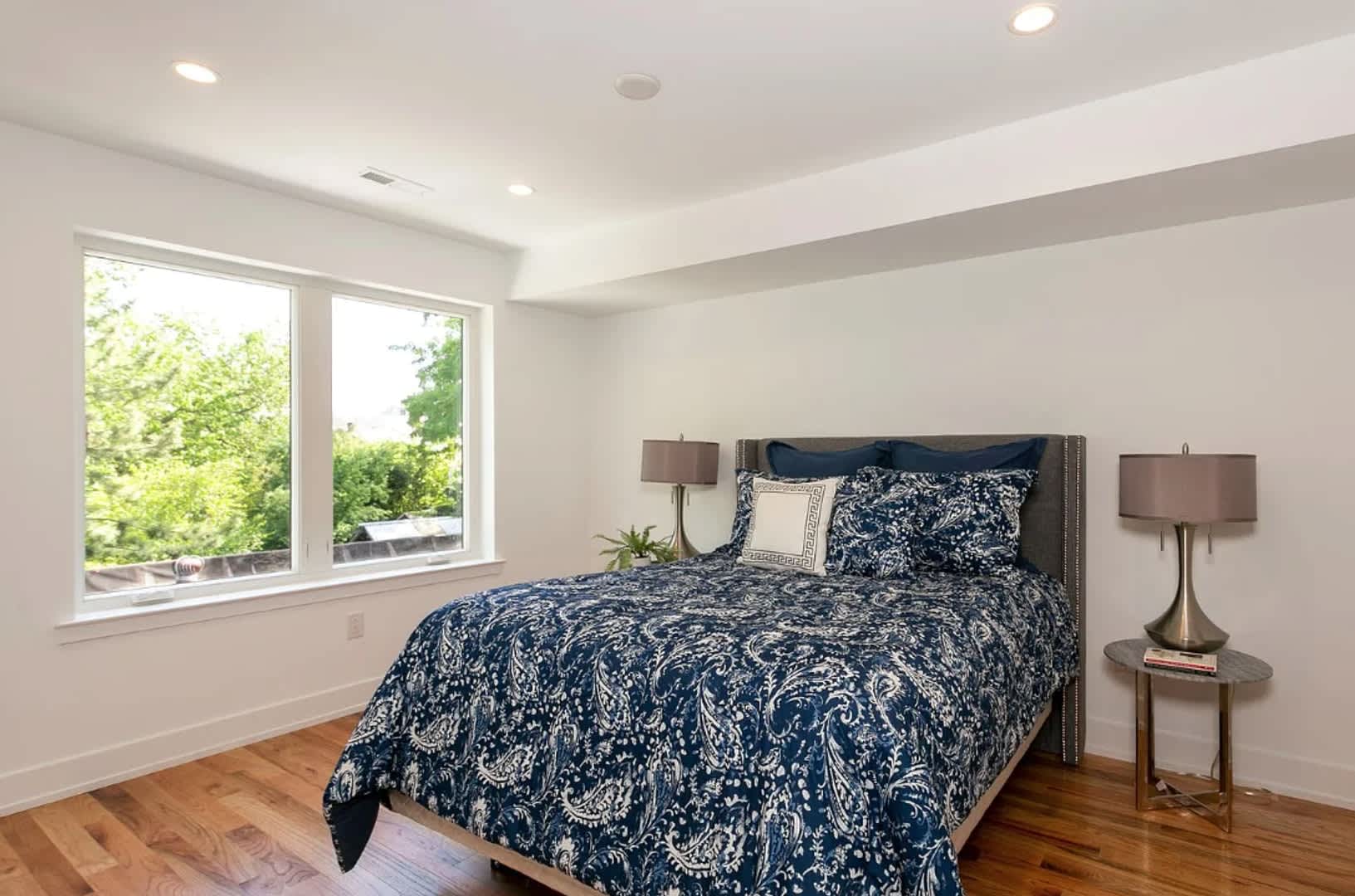 1126 E Palmer St – photo 3