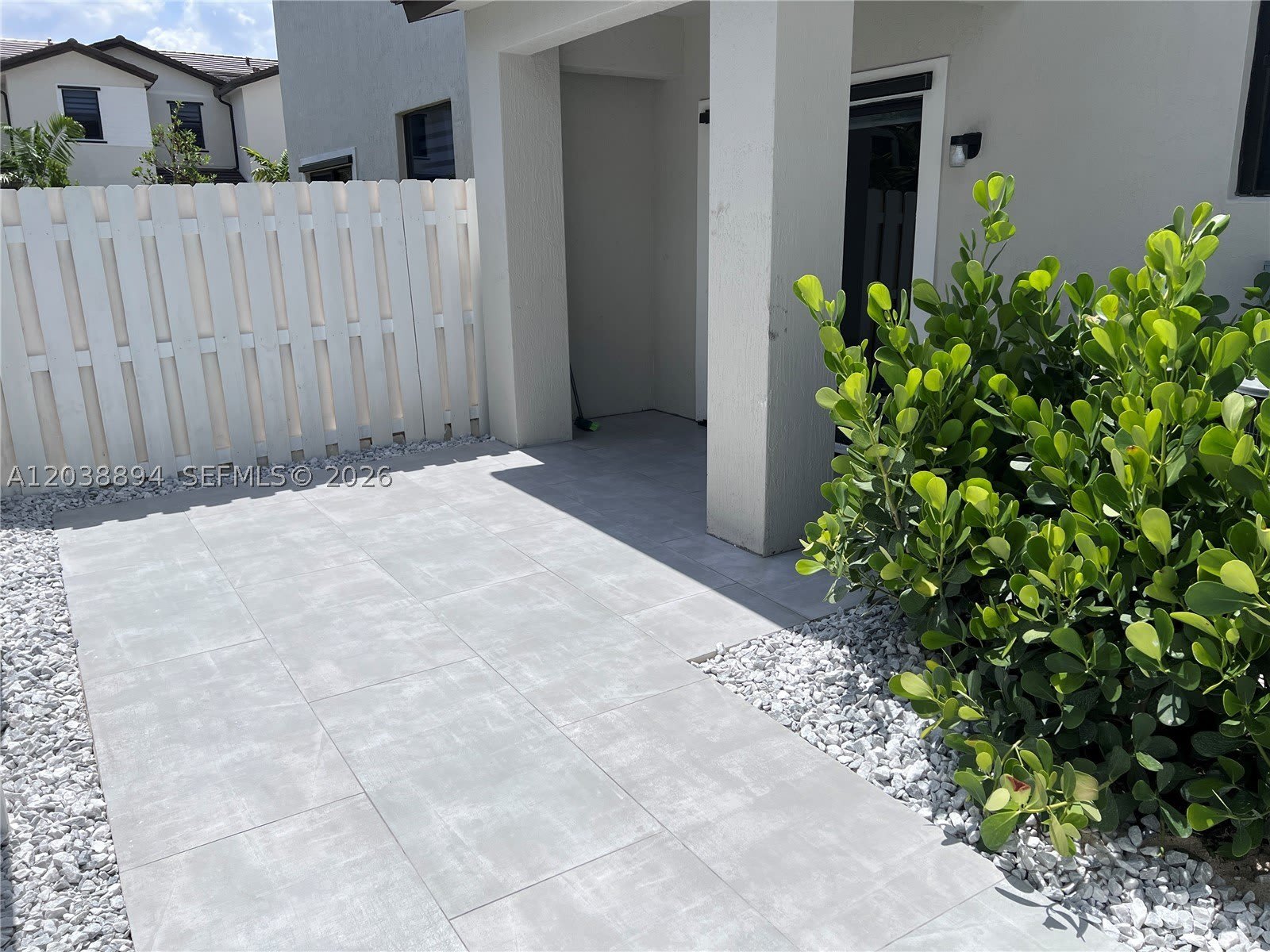 15925 SW 2 PL – photo 5