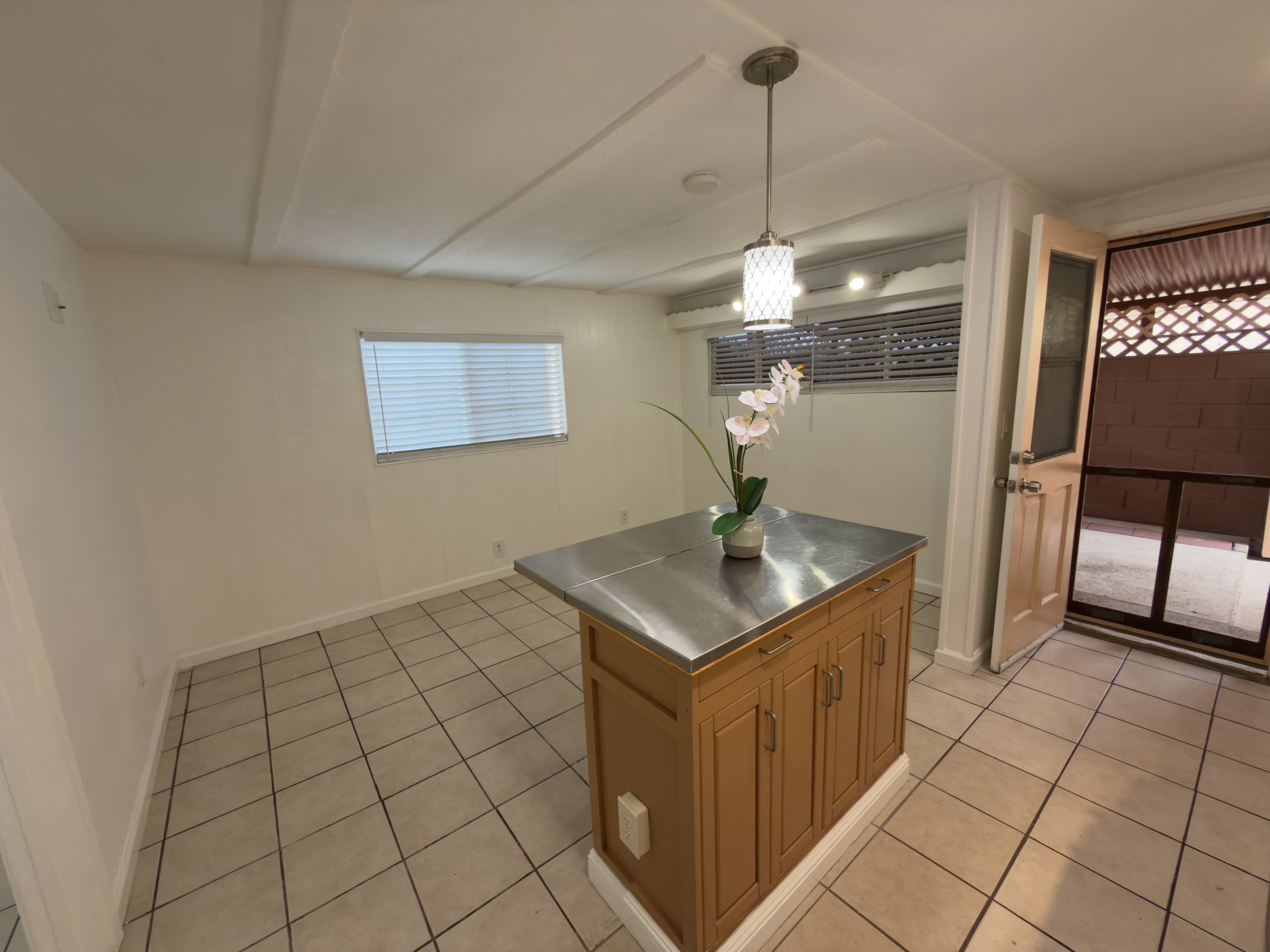 1204 W Prune Ave – photo 4