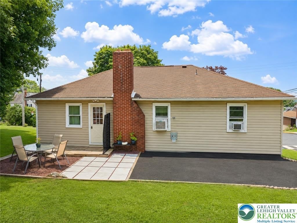 105 W Laurel Avenue – photo 5