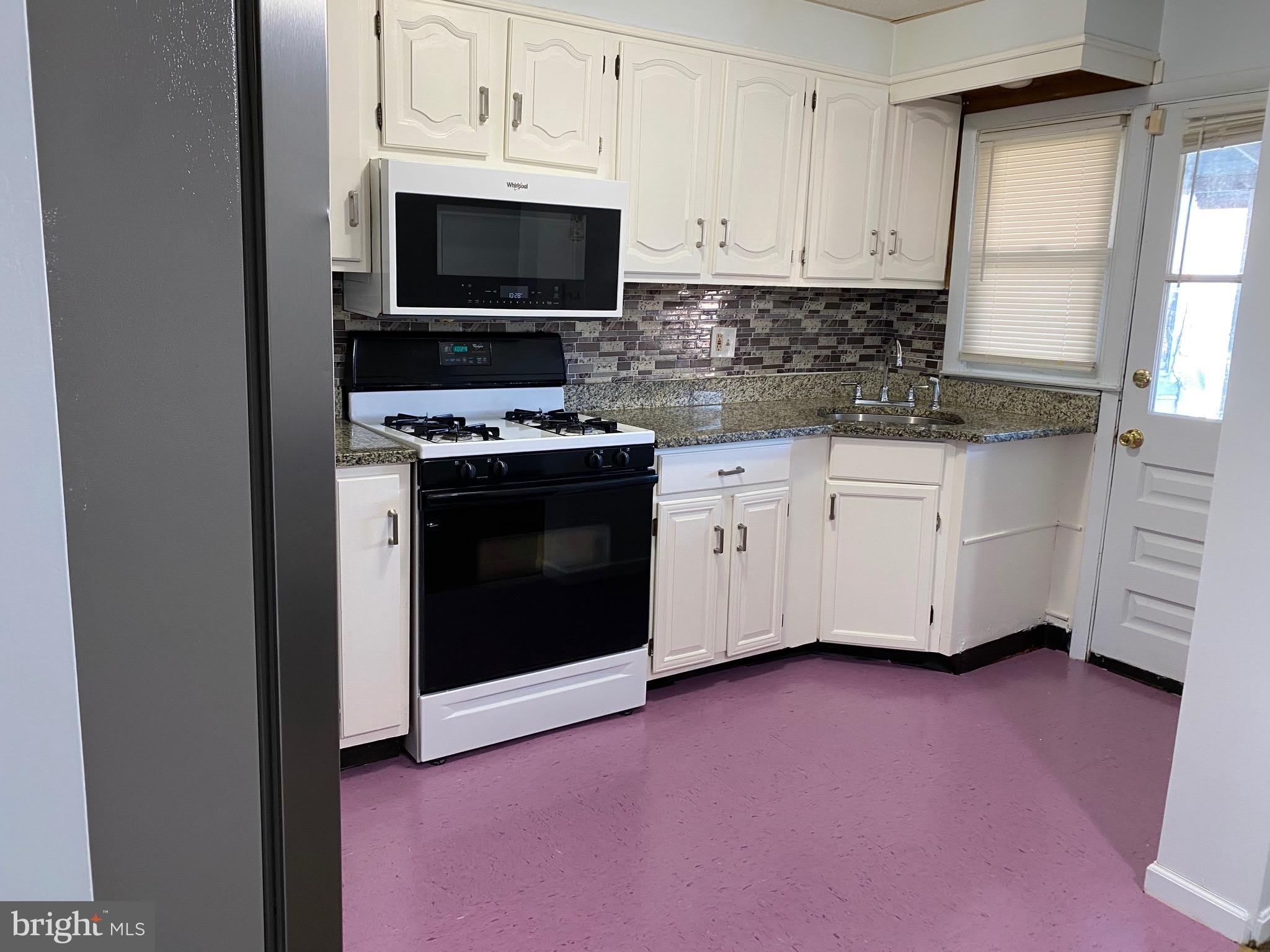 2167 GRAYTHORN Road – photo 3