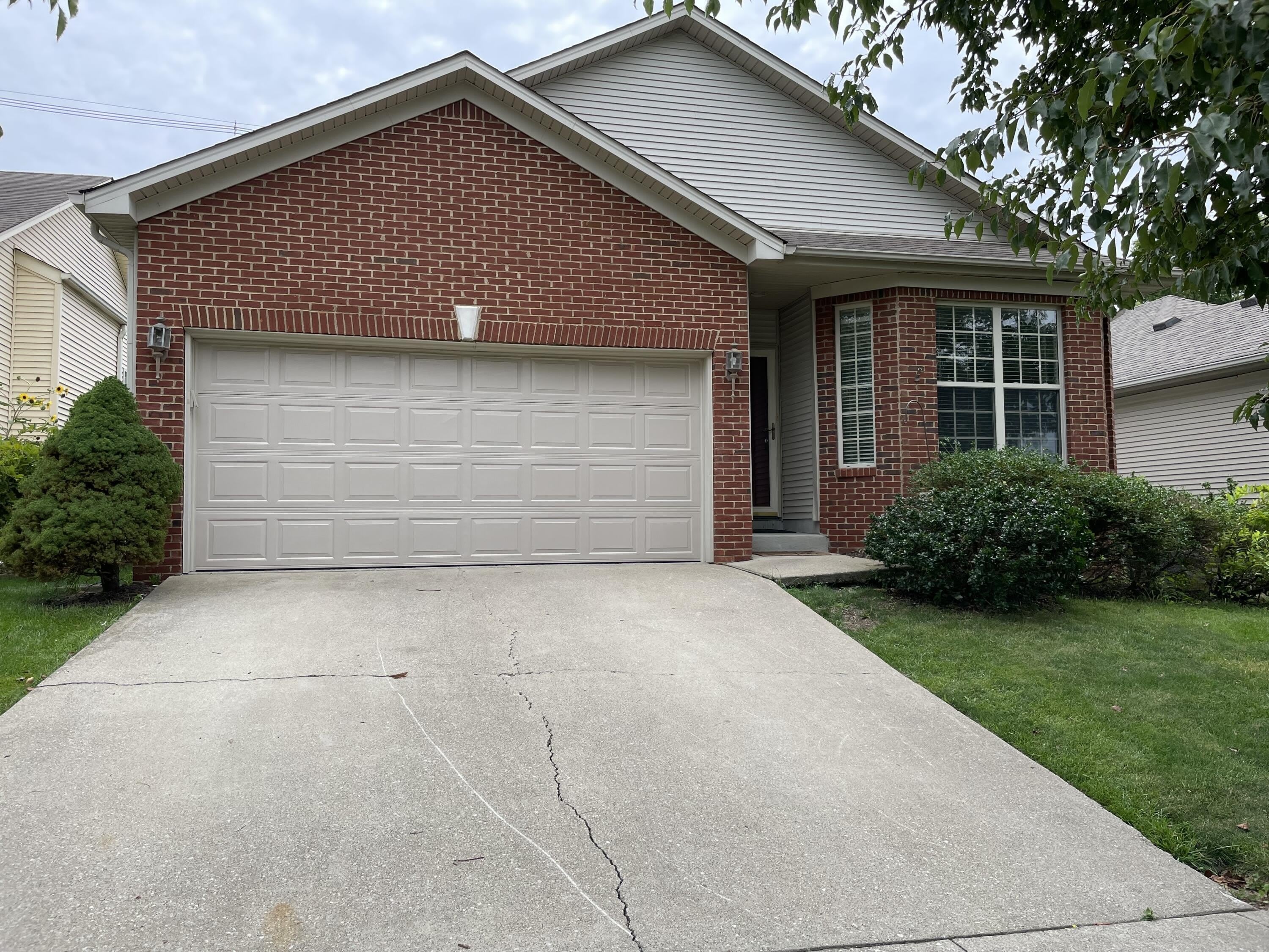 620 Green Valley Drive – photo 1