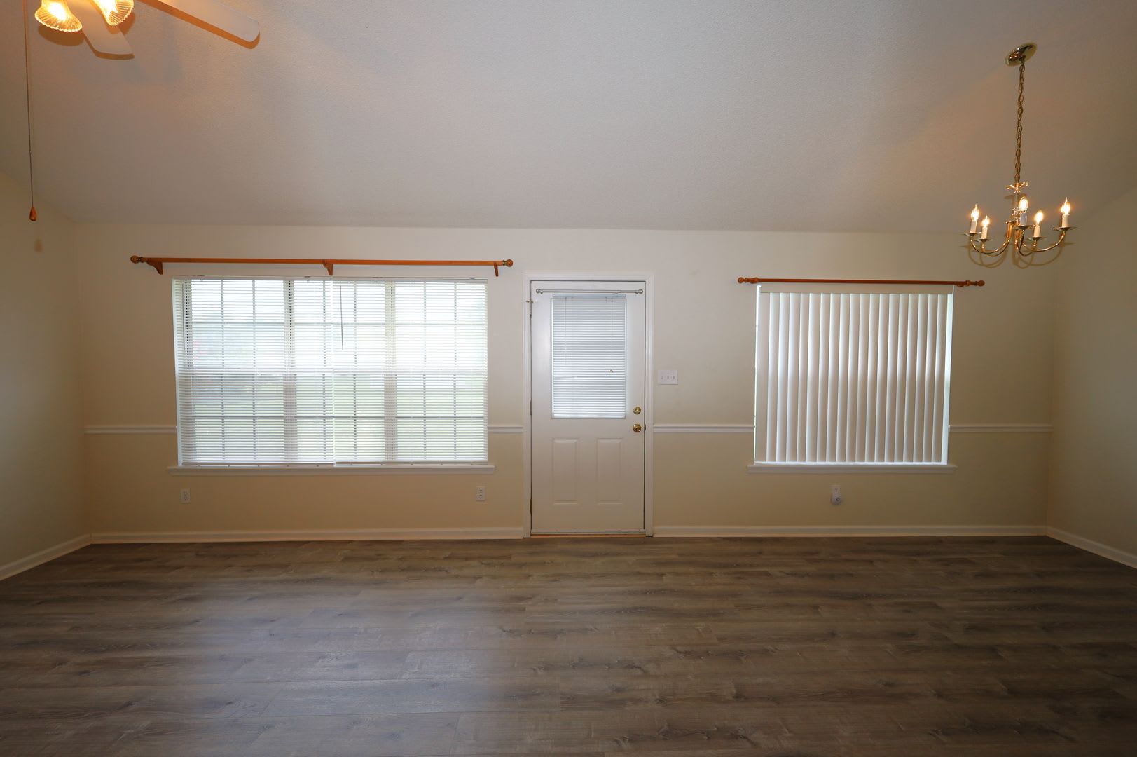 4200 Shadowwood Dr – photo 3