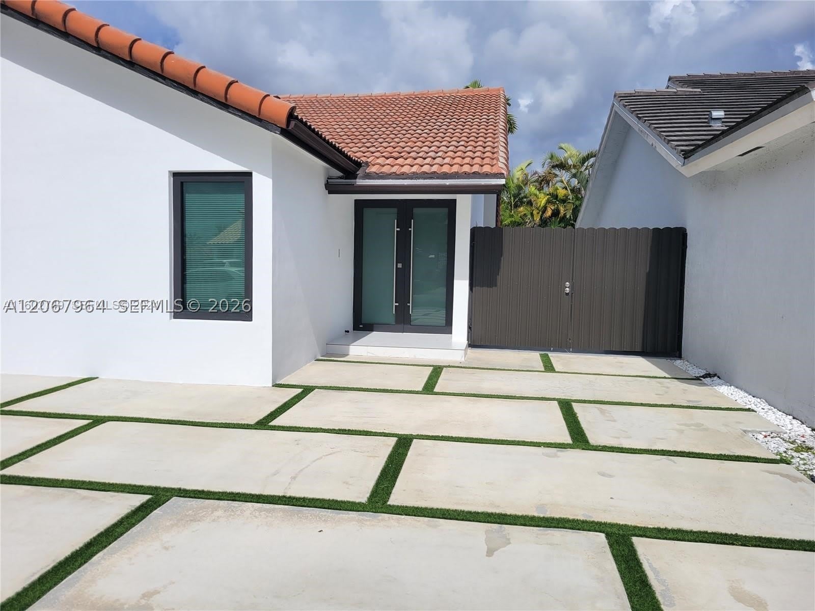 3872 SW 133rd Pl – photo 2