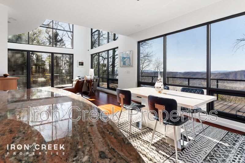910 Rockhold Drive – photo 5