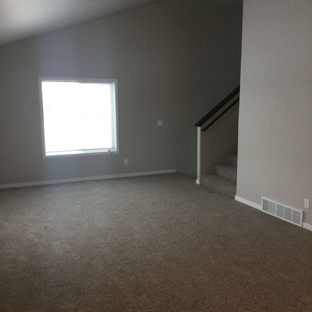3 Bed 3 Bath Single Family Home – photo 5