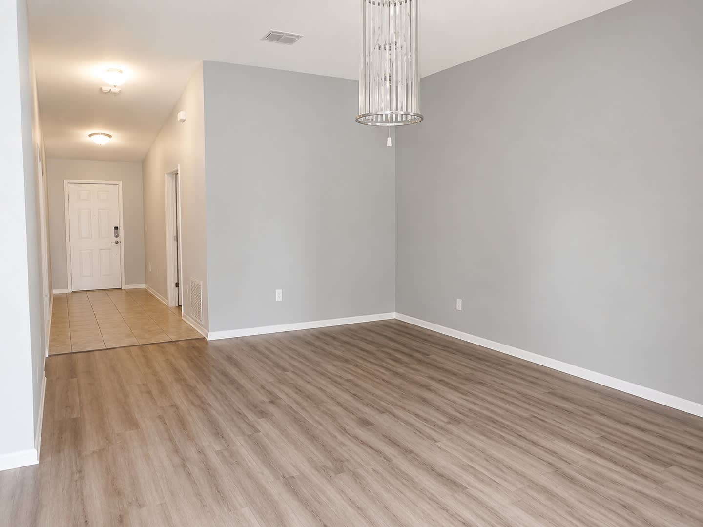 Stunning 3BD/2BTH Home in Hudson! – photo 2
