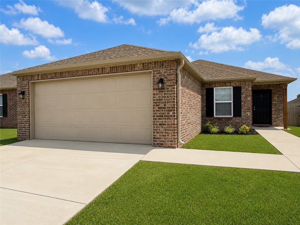 831 Fairlane Street – photo 2