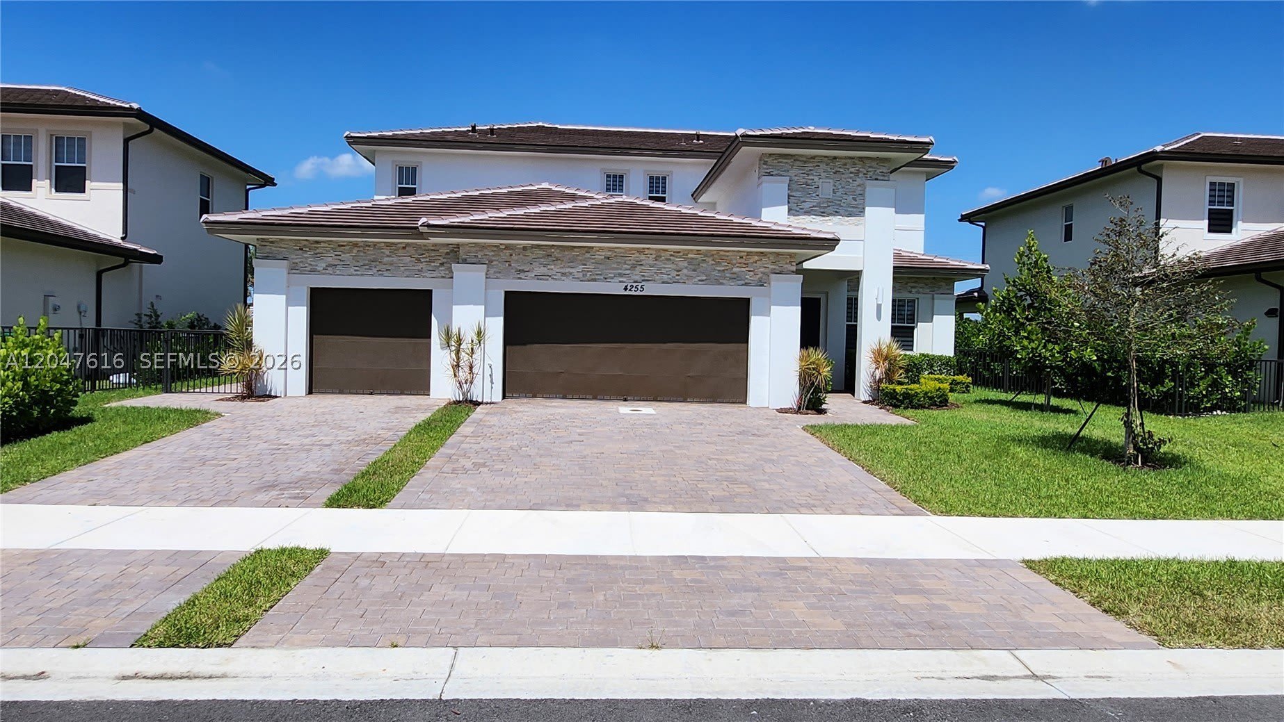 4255 SW 123rd Ter – photo 1