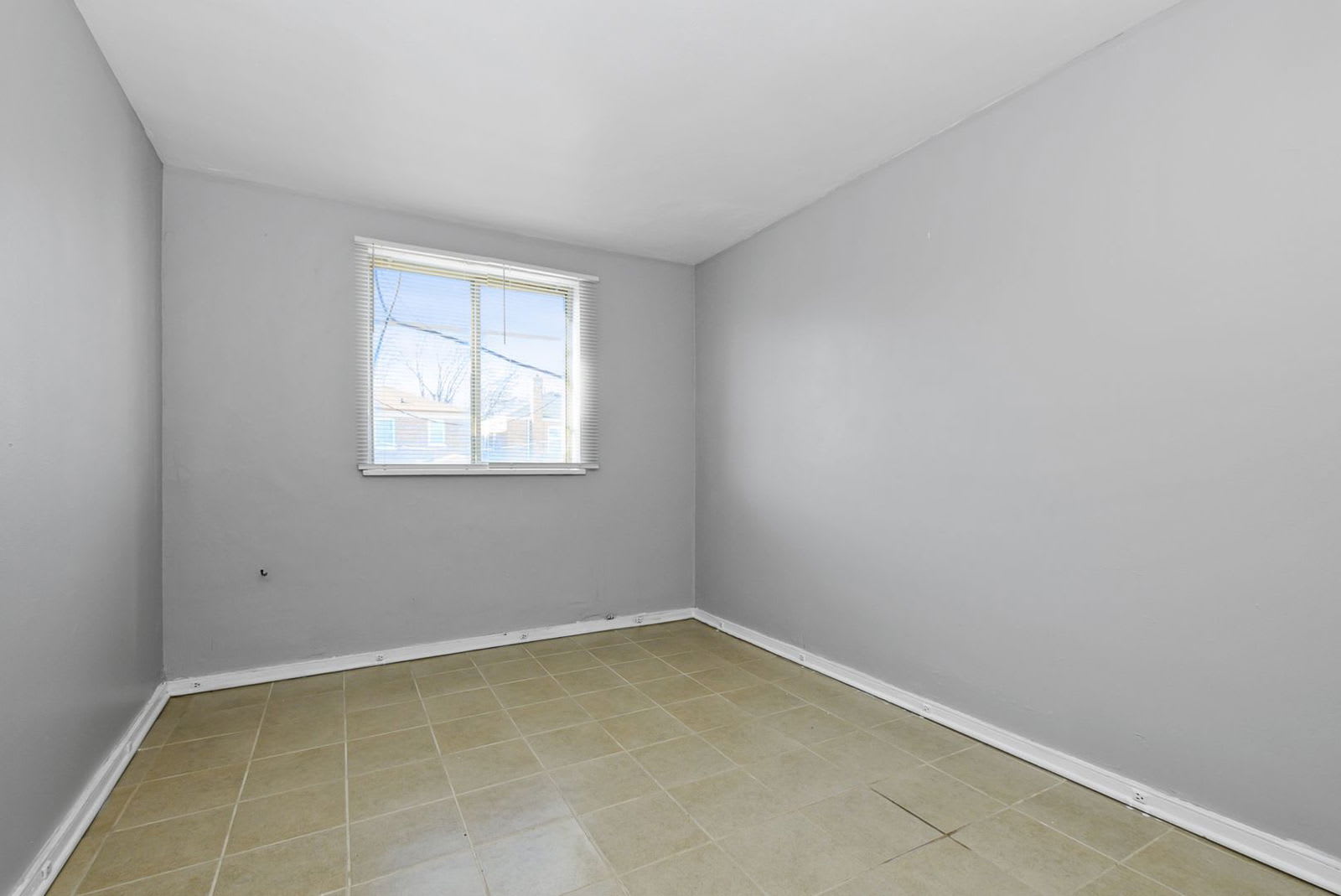 8126 South Western Avenue – photo 2