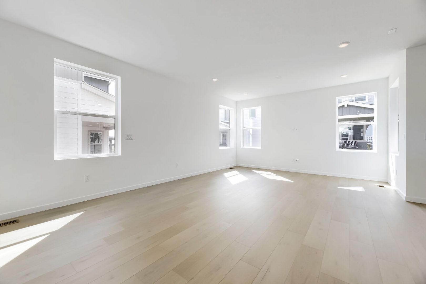 Brand New Residence For Rent In The Highly Sought After Lyric At Ridgegate Lone Tree Community Reduced Rent – photo 5