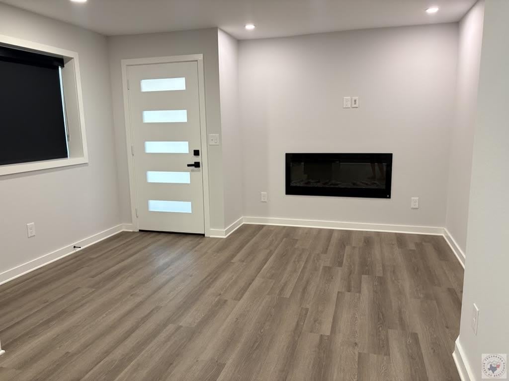 411 Redwater Rd – photo 2