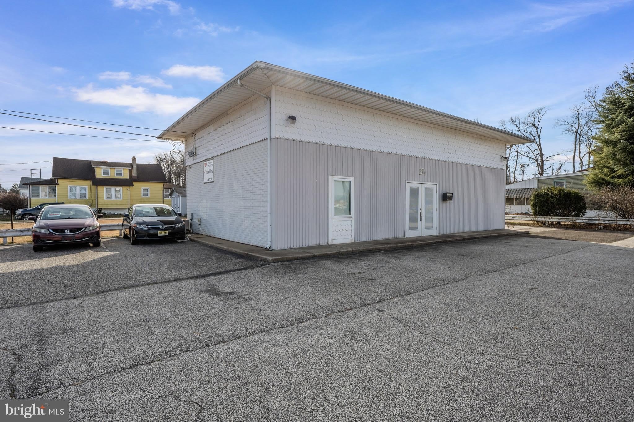 901 CROWN POINT Road – photo 1
