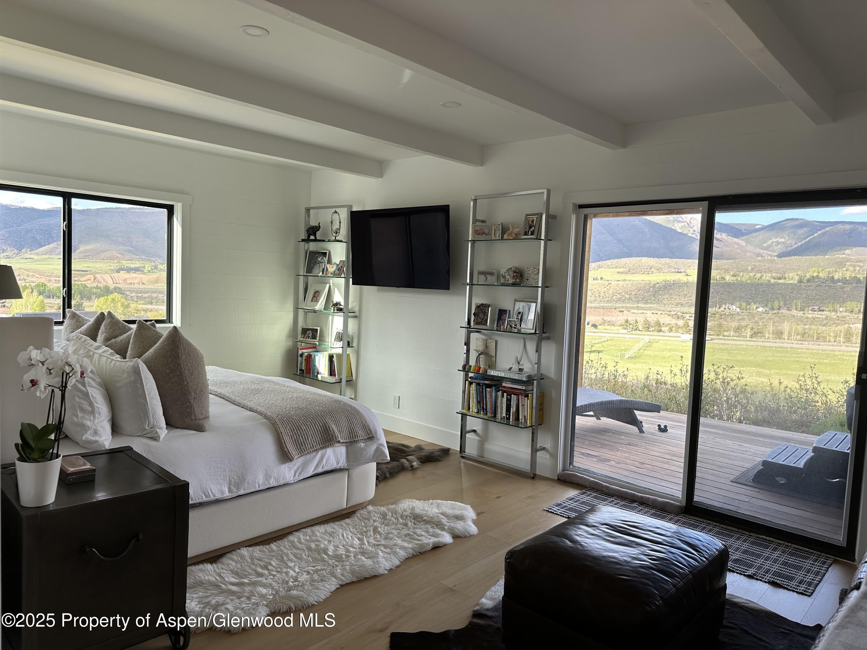 652 Upper Ranch Road – photo 3