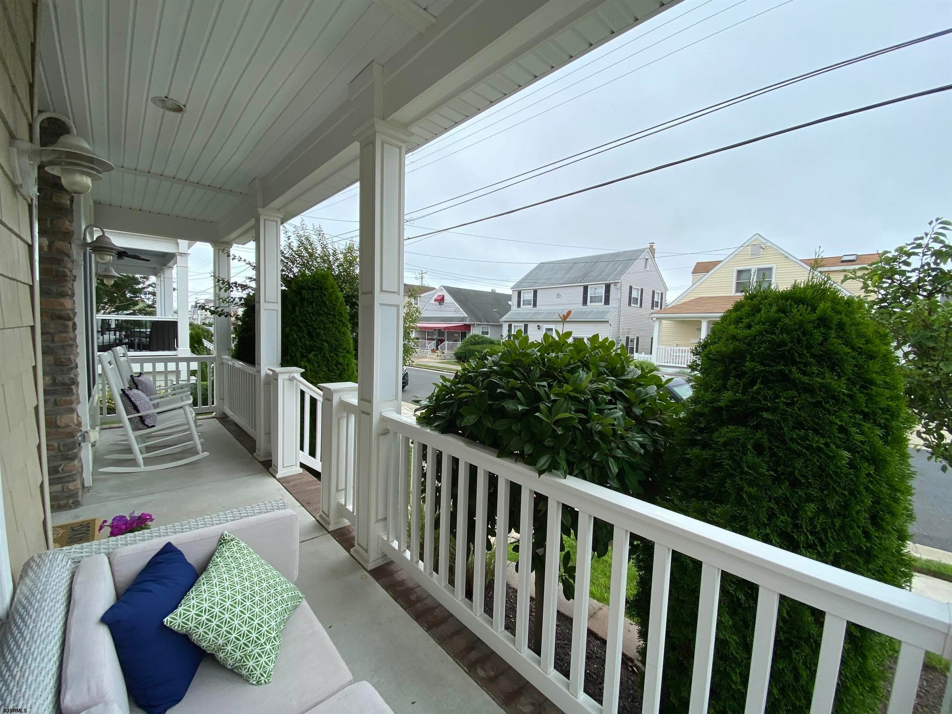107 N Douglas Ave – photo 5
