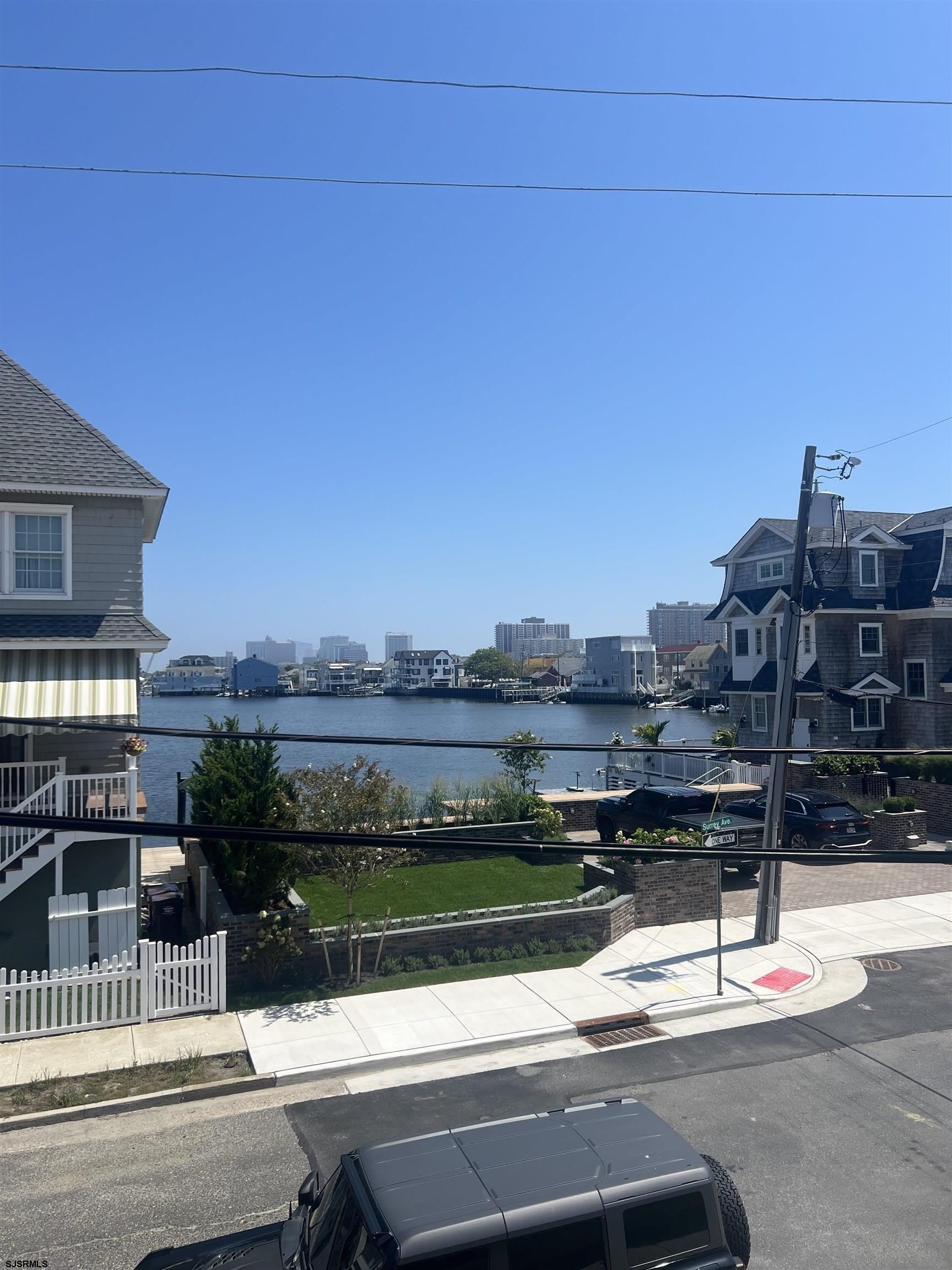 5403 Edgewater Ave – photo 2