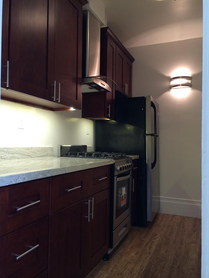 299 Cole St. – photo 2