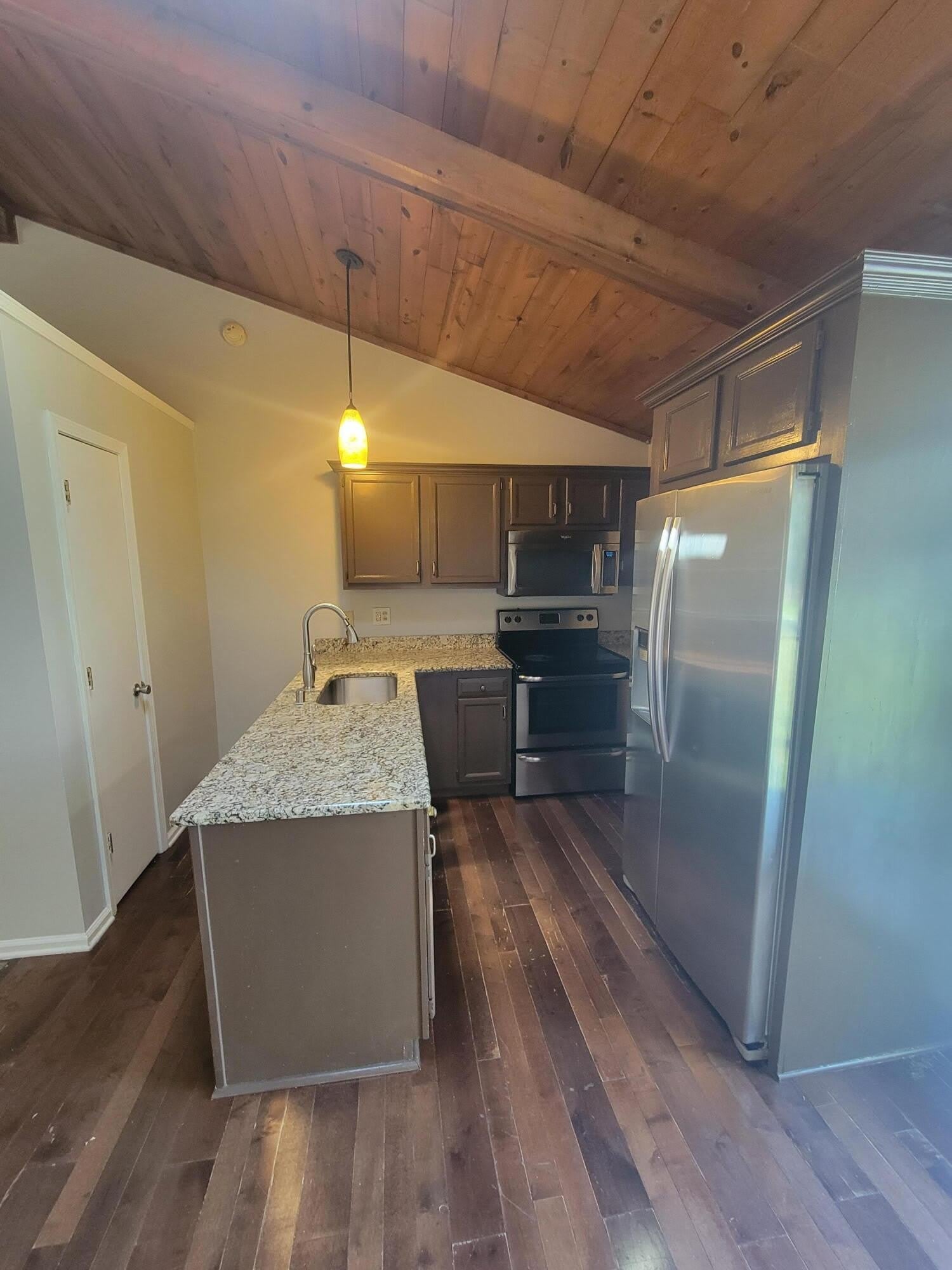 577 El Paseo Place – photo 3