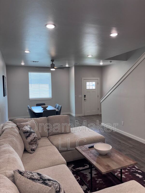 2819 Clifton Terrace – photo 5
