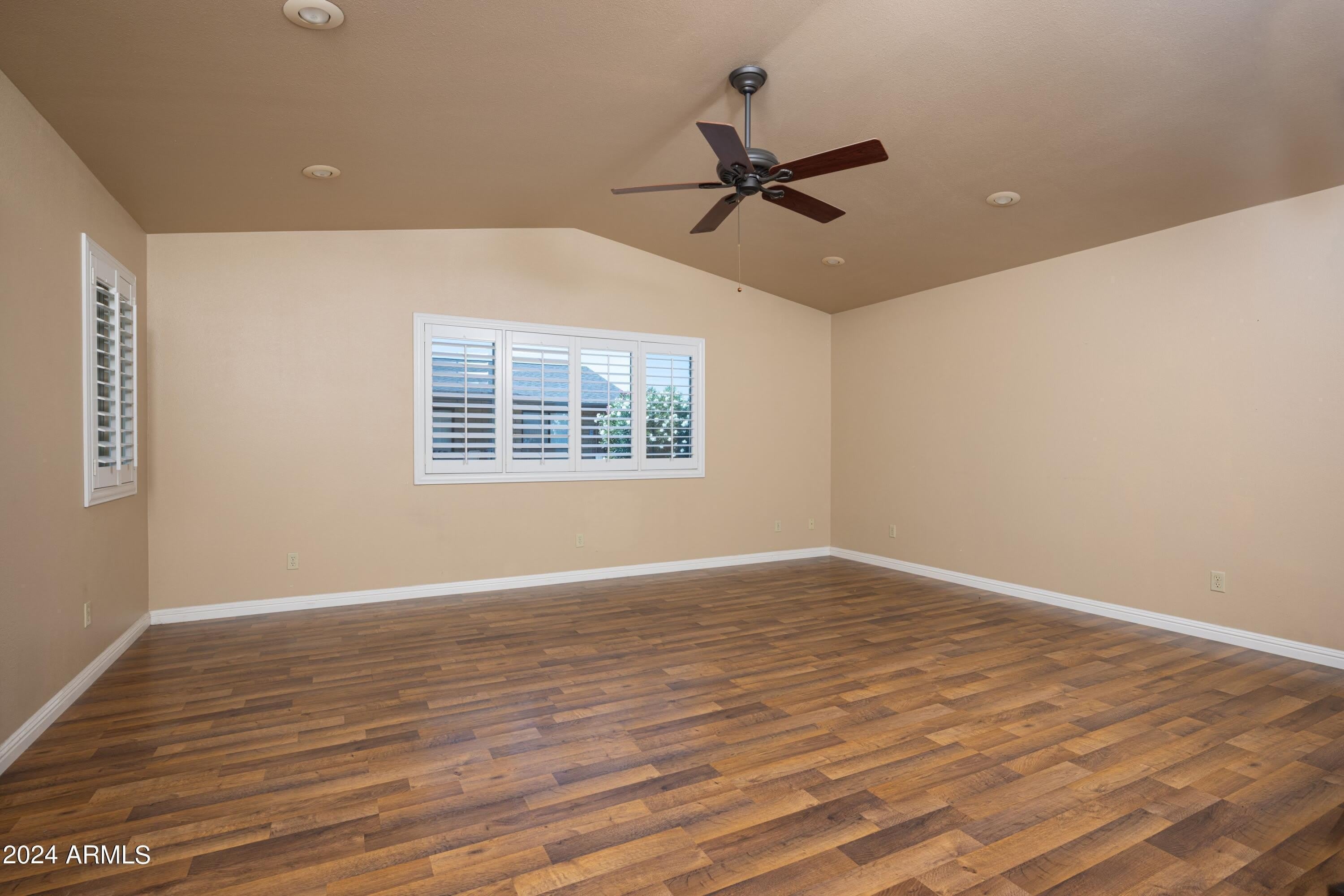 4613 E Escondido Avenue – photo 5