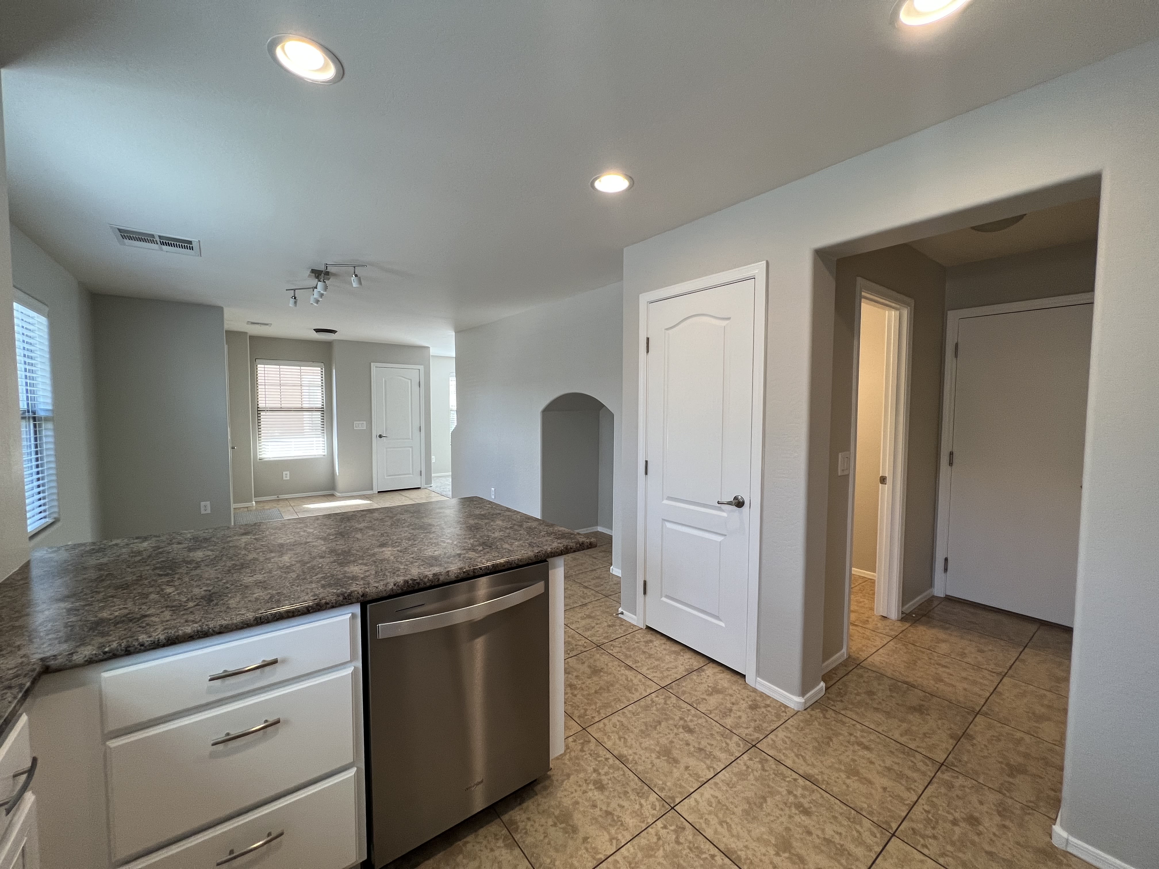 1856 South Seton Avenue – photo 4