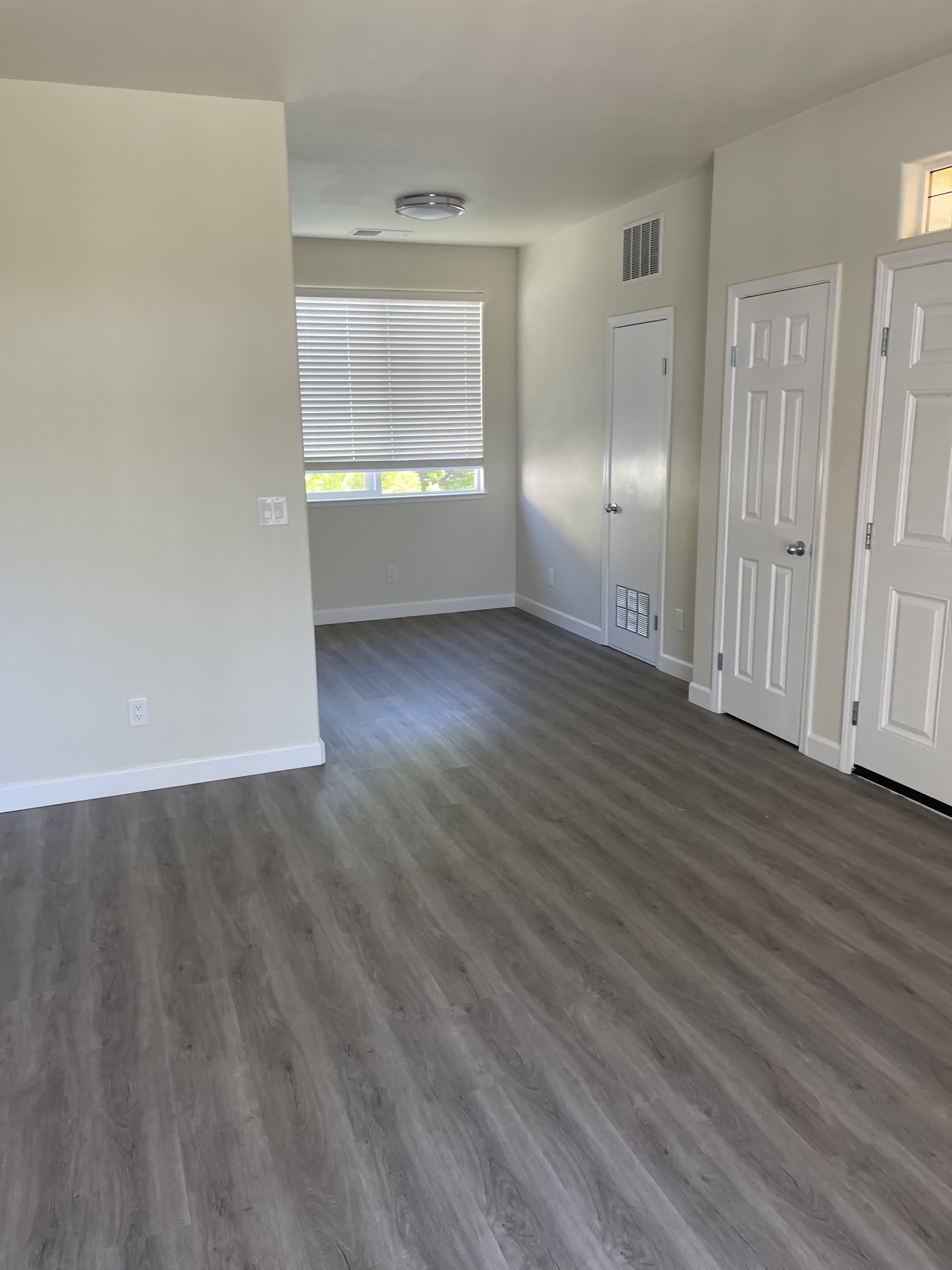 1080 Prospect Avenue – photo 2