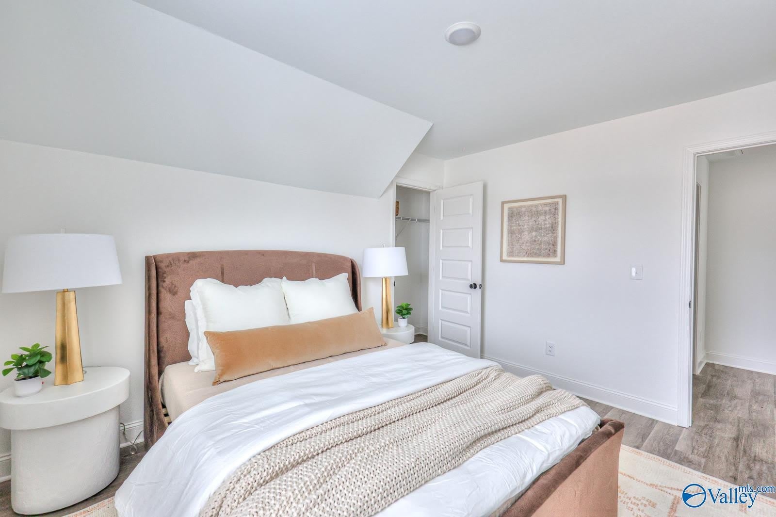 500 Oval Avenue NW – photo 3