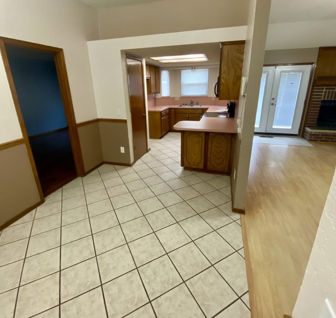 Storm Shelter 3 Bed 2 Bath 2 Car Garage Home For Rent In Edmond Near 15Th And Santa Fe Dead End Quiet Street – photo 5