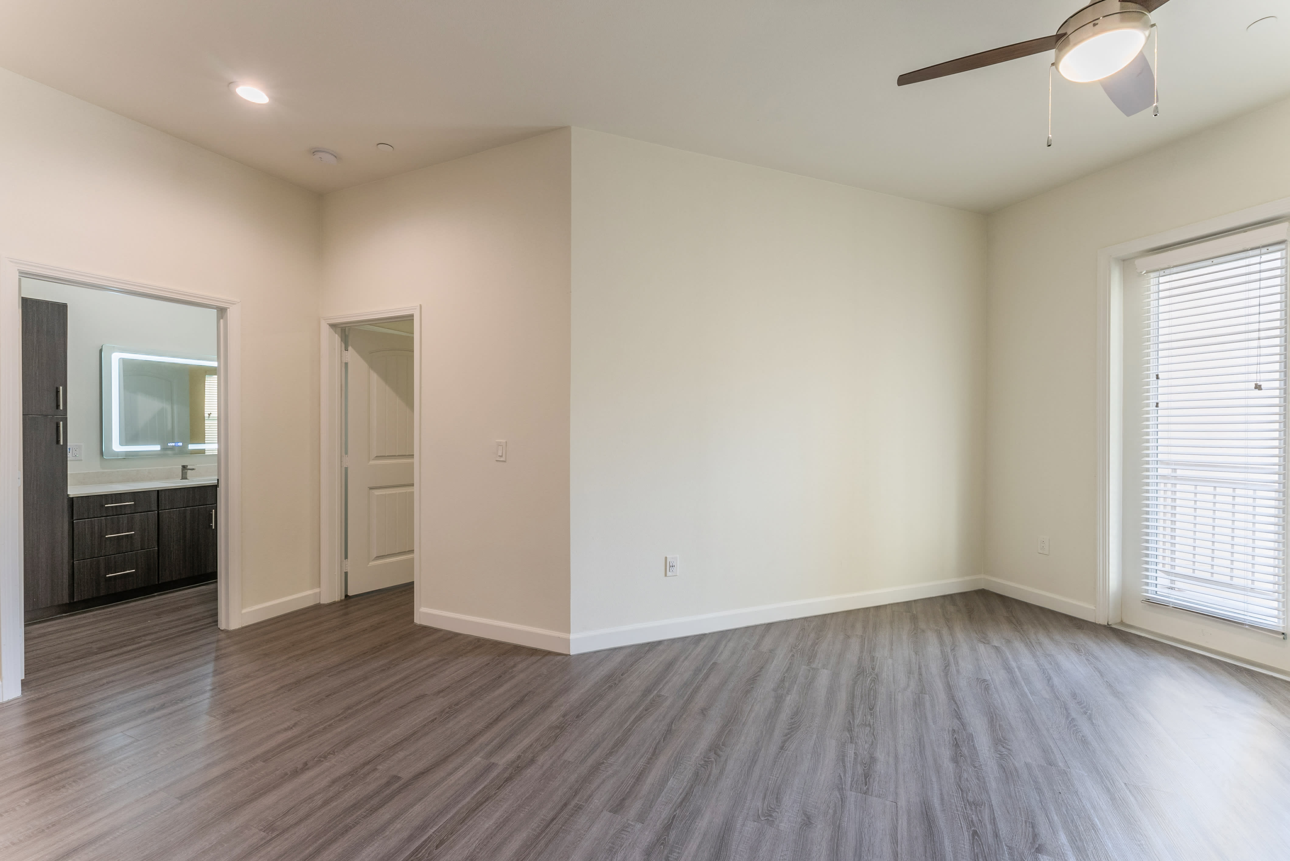 The Residences at 3000 Bardin – photo 2
